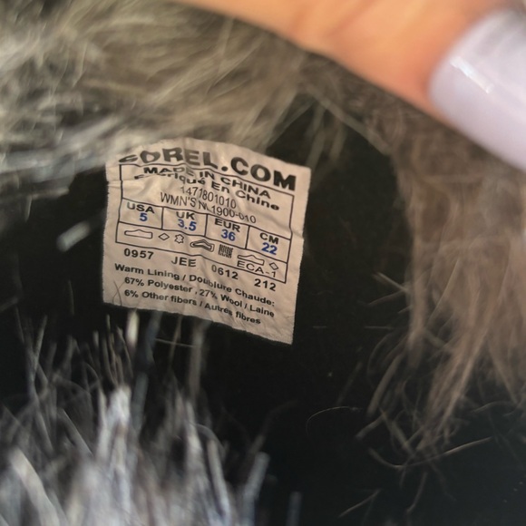 Limited Edition Sorel Winter Boot - Picture 6 of 9